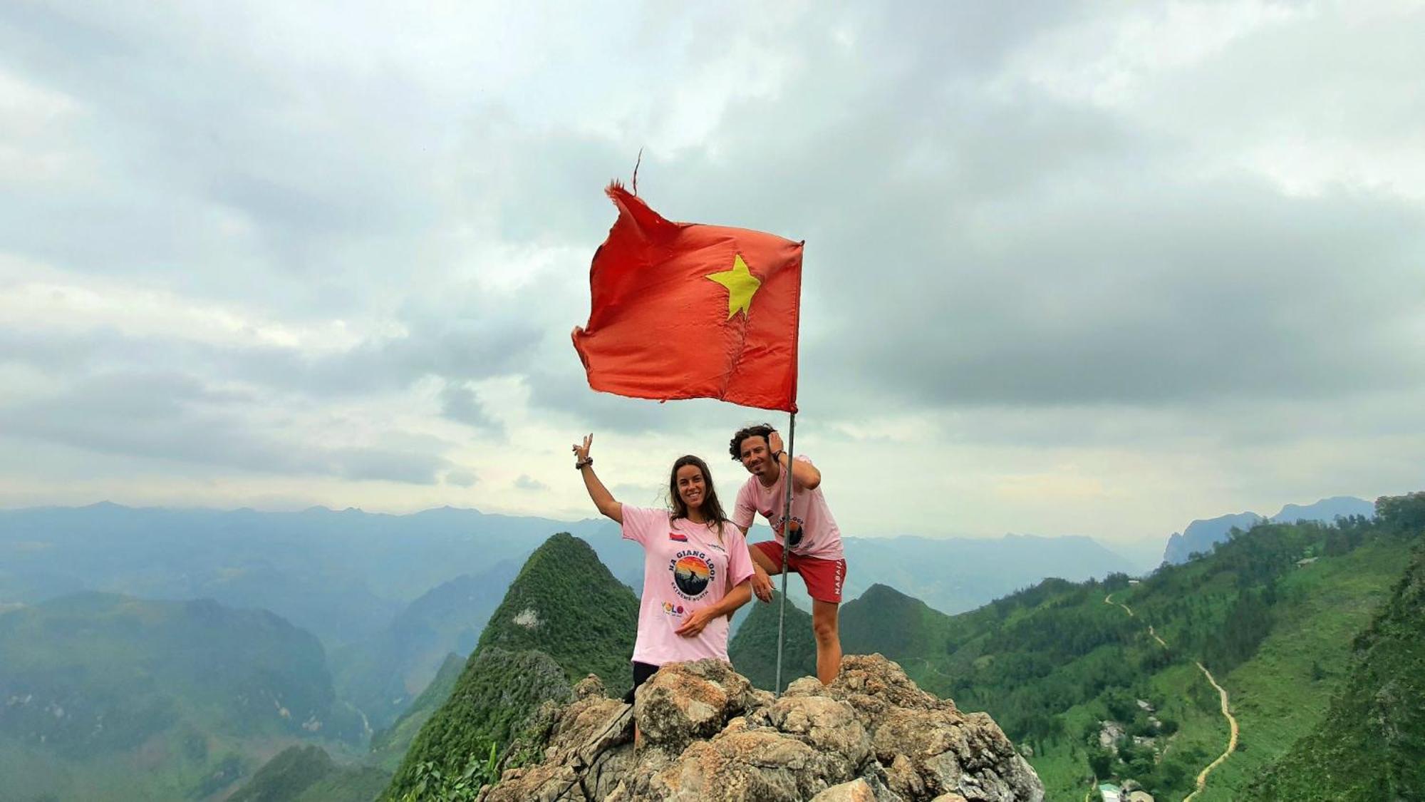 Yolo Ha Giang Adventures, Motorbike And Loop Tours Hotell Eksteriør bilde