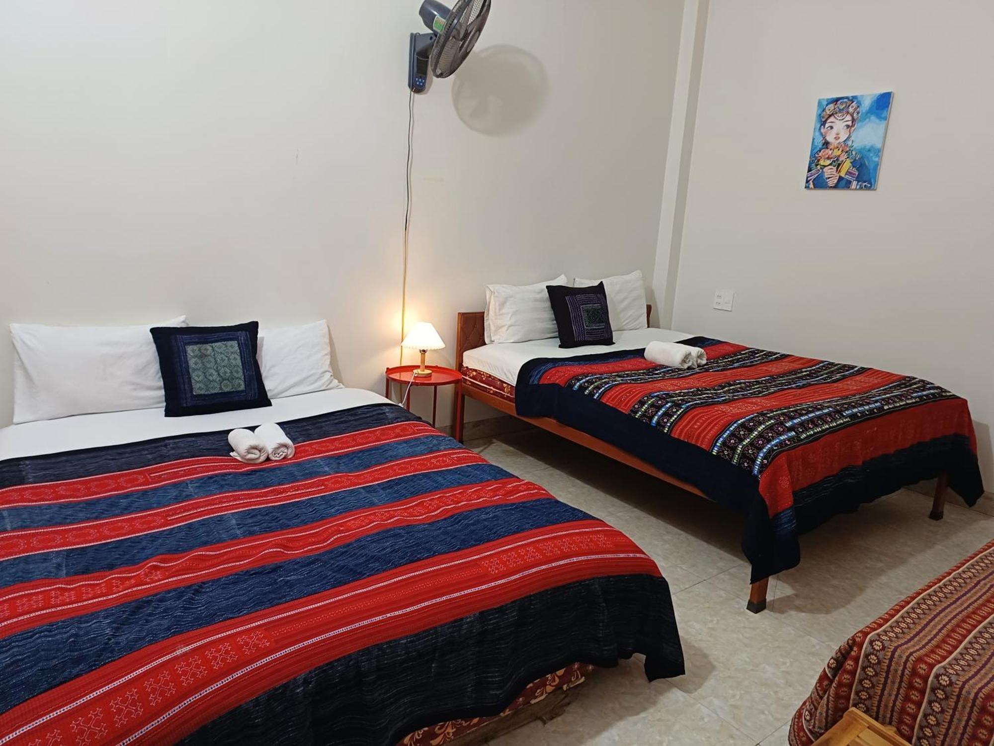 Yolo Ha Giang Adventures, Motorbike And Loop Tours Hotell Eksteriør bilde